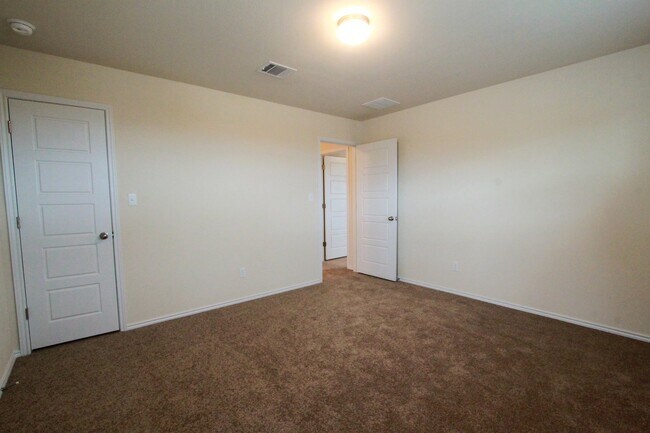 3651 Sandy Brook Dr