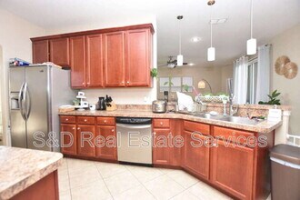 7061 Heatherbrook Dr in Lakeland, FL - Building Photo - Building Photo