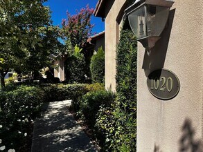 1020 Souza Dr in El Dorado Hills, CA - Building Photo - Building Photo
