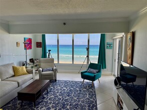 2909 S Ocean Blvd in Highland Beach, FL - Building Photo - Building Photo