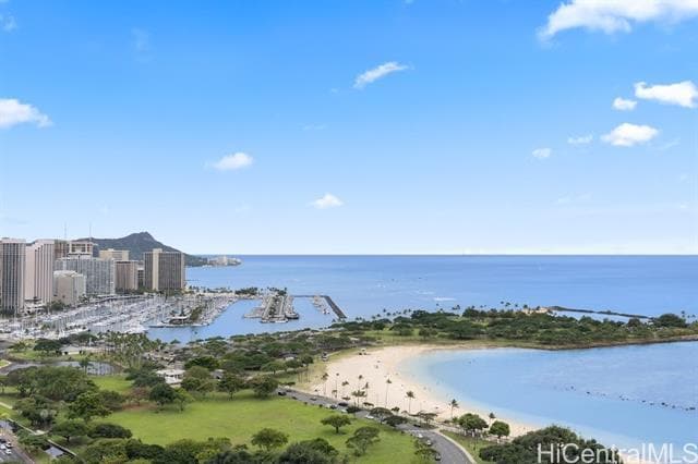 1330 Ala Moana Blvd in Honolulu, HI - Building Photo - Building Photo