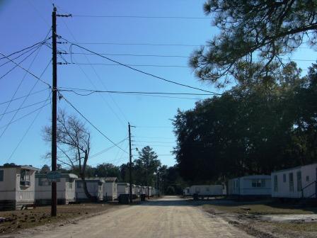 85 Joyner Dr in Hinesville, GA - Foto de edificio - Building Photo