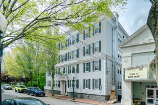 125 Main St in Amesbury, MA - Building Photo