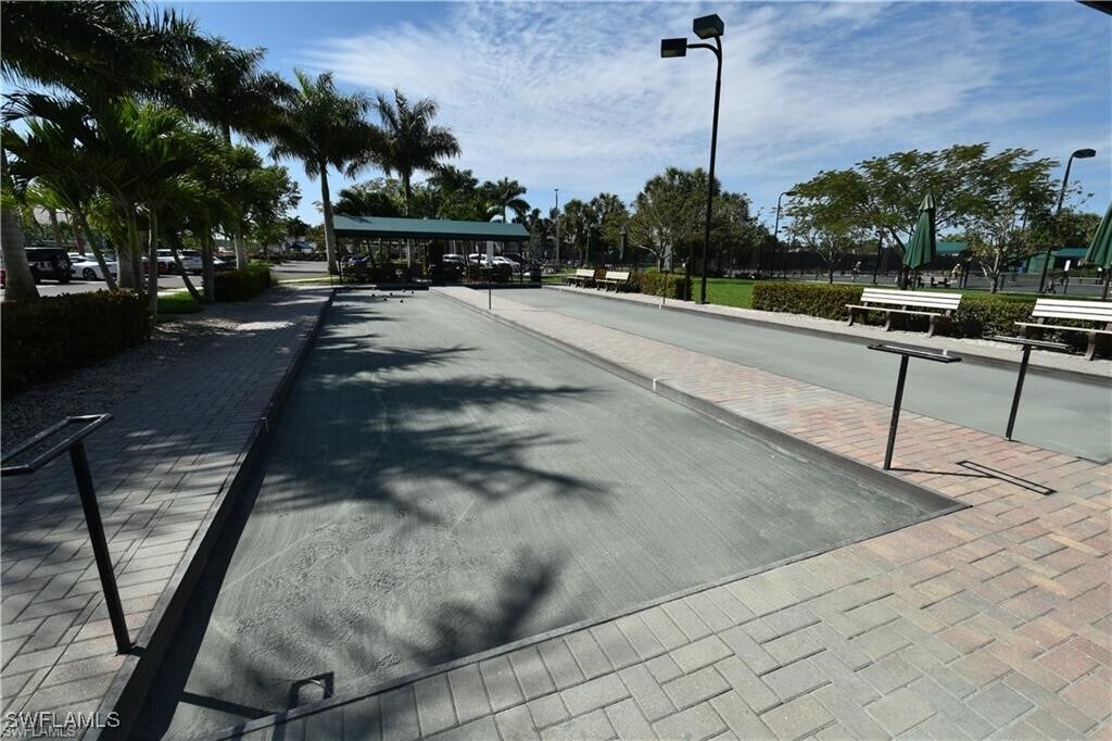 9667 Hemingway Ln in Ft. Myers, FL - Building Photo