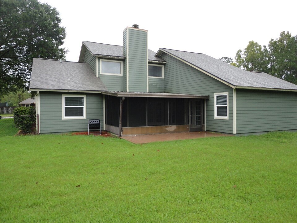 11206 NW 61 Terrace in Alachua, FL - Building Photo