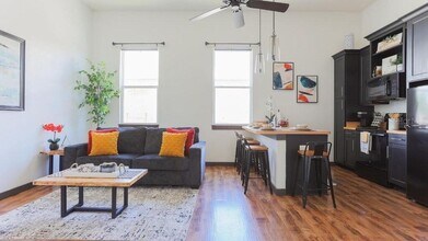 2004 N Howard Ave in Tampa, FL - Building Photo - Building Photo