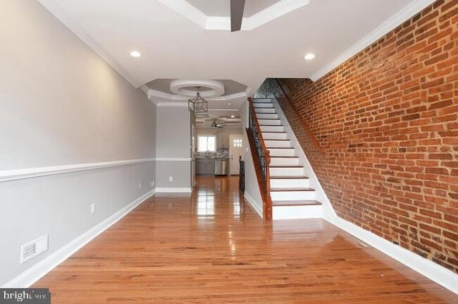 property at 2624 Llewelyn Ave