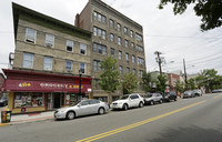 Jiulias Apartments in Union City, NJ - Foto de edificio - Building Photo