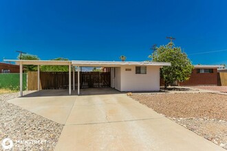 7243 E Eastview Dr in Tucson, AZ - Building Photo - Building Photo