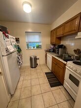 7 Charlesbank Rd, Unit 5 in Newton, MA - Building Photo - Building Photo