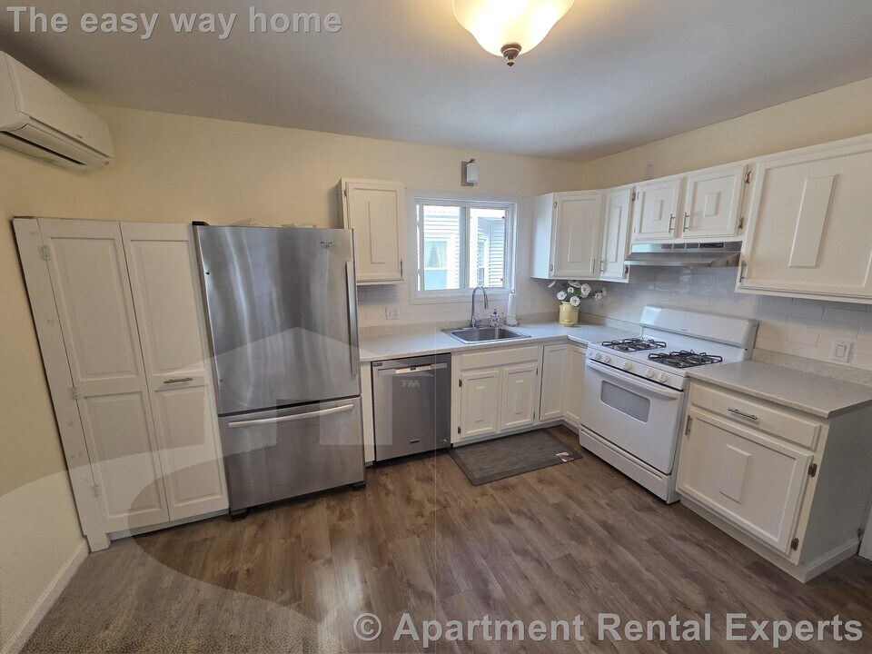 26 Rogers Ave in Somerville, MA - Building Photo
