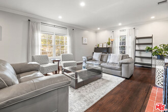433 Richmond Rd in La Canada Flintridge, CA - Building Photo - Building Photo