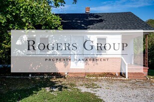 133 N Shank St in Henderson, NC - Building Photo