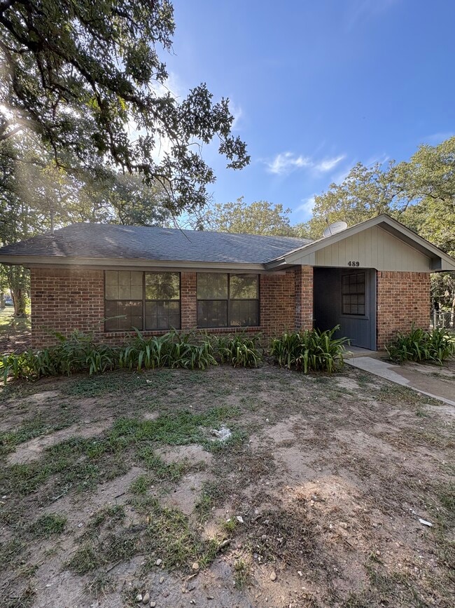 property at 489 Northwood Cir