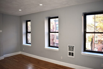 111 Jersey St, Unit 4 in Boston, MA - Building Photo - Building Photo