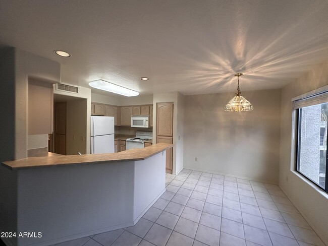 16715 E El Lago Blvd in Fountain Hills, AZ - Building Photo - Building Photo