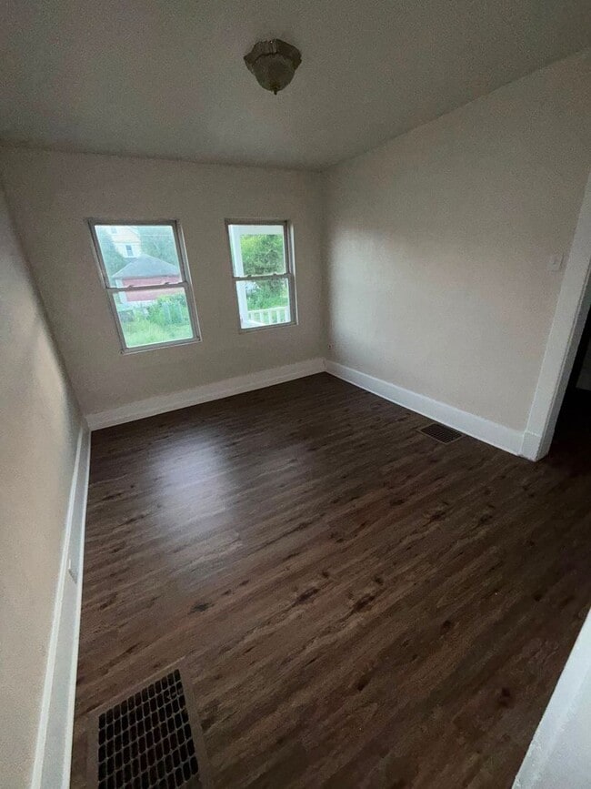 property at 331-337-337 4th Ave