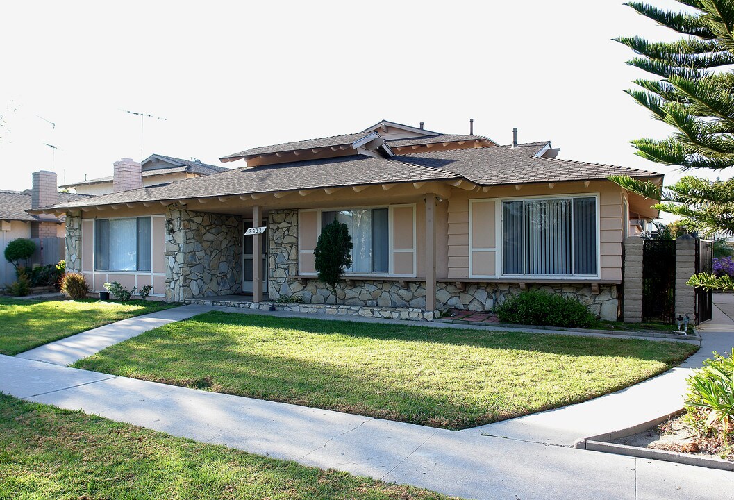 2632 W Juniper St in Santa Ana, CA - Building Photo