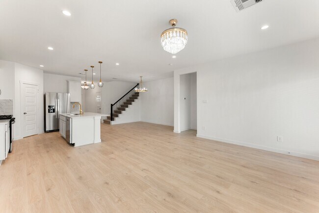 property at 31730 Carlisle Cv Ct