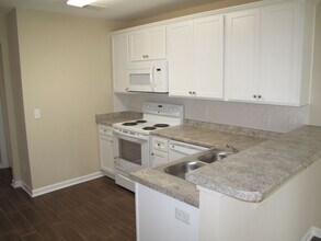 155 Connor Lp in Richmond Hill, GA - Building Photo - Building Photo