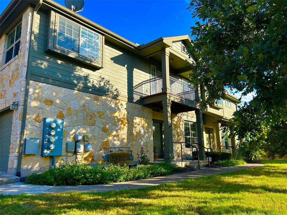 3101 Davis Ln in Austin, TX - Building Photo