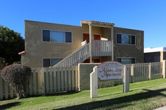 Adams Street Apartments in Carlsbad, CA - Building Photo - Building Photo