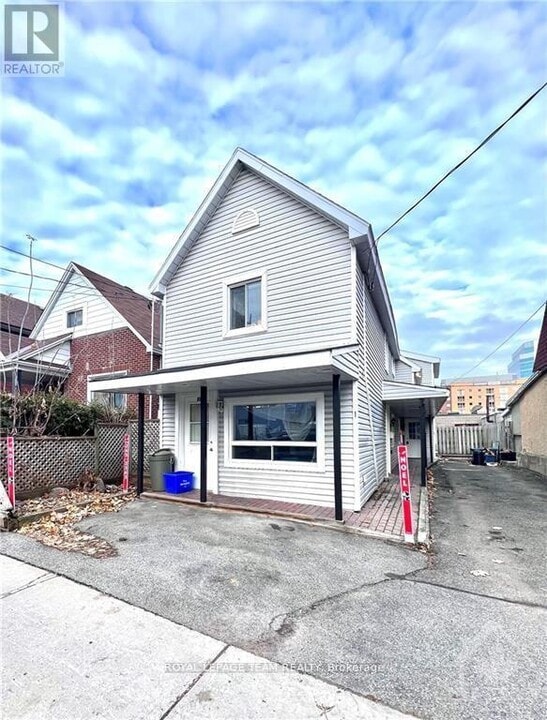 69-69 Norman St in Ottawa, ON - Building Photo