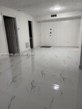 4719 NW 7th St in Miami, FL - Building Photo - Building Photo