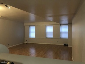 40 E 9th St-Unit -Unit 507 in Chicago, IL - Building Photo - Building Photo