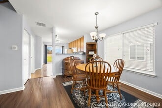 2410 Mayfield Dr in Montgomery, IL - Building Photo - Building Photo