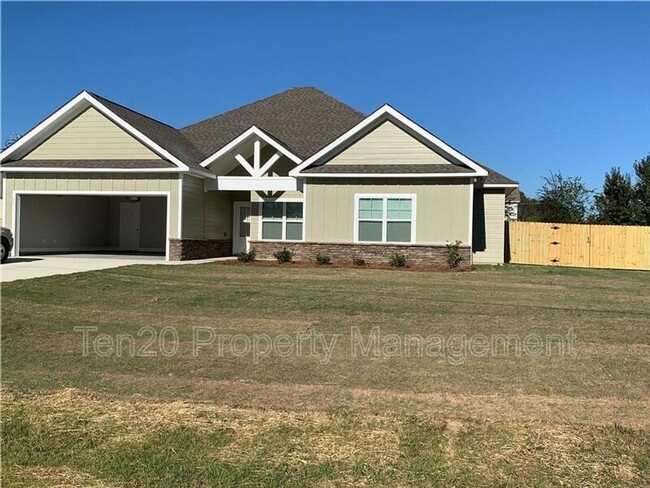 21 Maxwell Dr in Fort Mitchell, AL - Building Photo - Building Photo