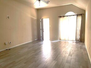 29319 Alba Rose Dr in Spring, TX - Building Photo - Building Photo