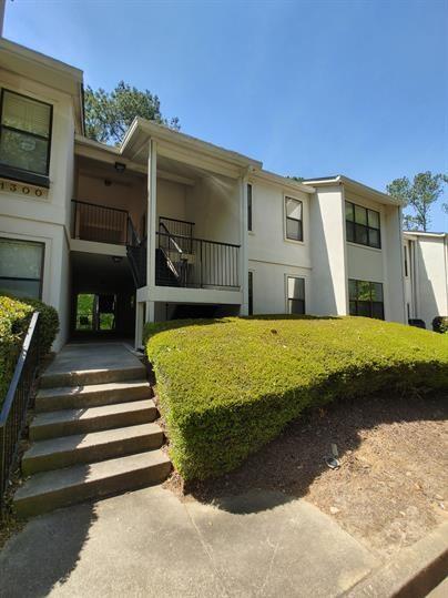 property at 1310 Old Hammond Chase