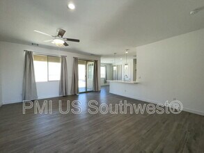 3263 Secret Pass Canyon Dr in Bullhead City, AZ - Building Photo - Building Photo