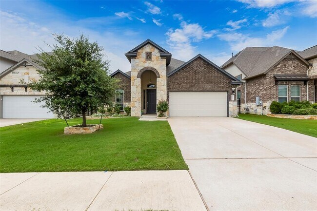 property at 923 Kingston Pl