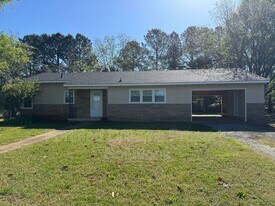 5588 Parks Palmer Rd in Liberty, NC - Building Photo