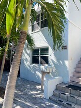 80 Salina Ave, Unit 1 in Delray Beach, FL - Foto de edificio - Building Photo