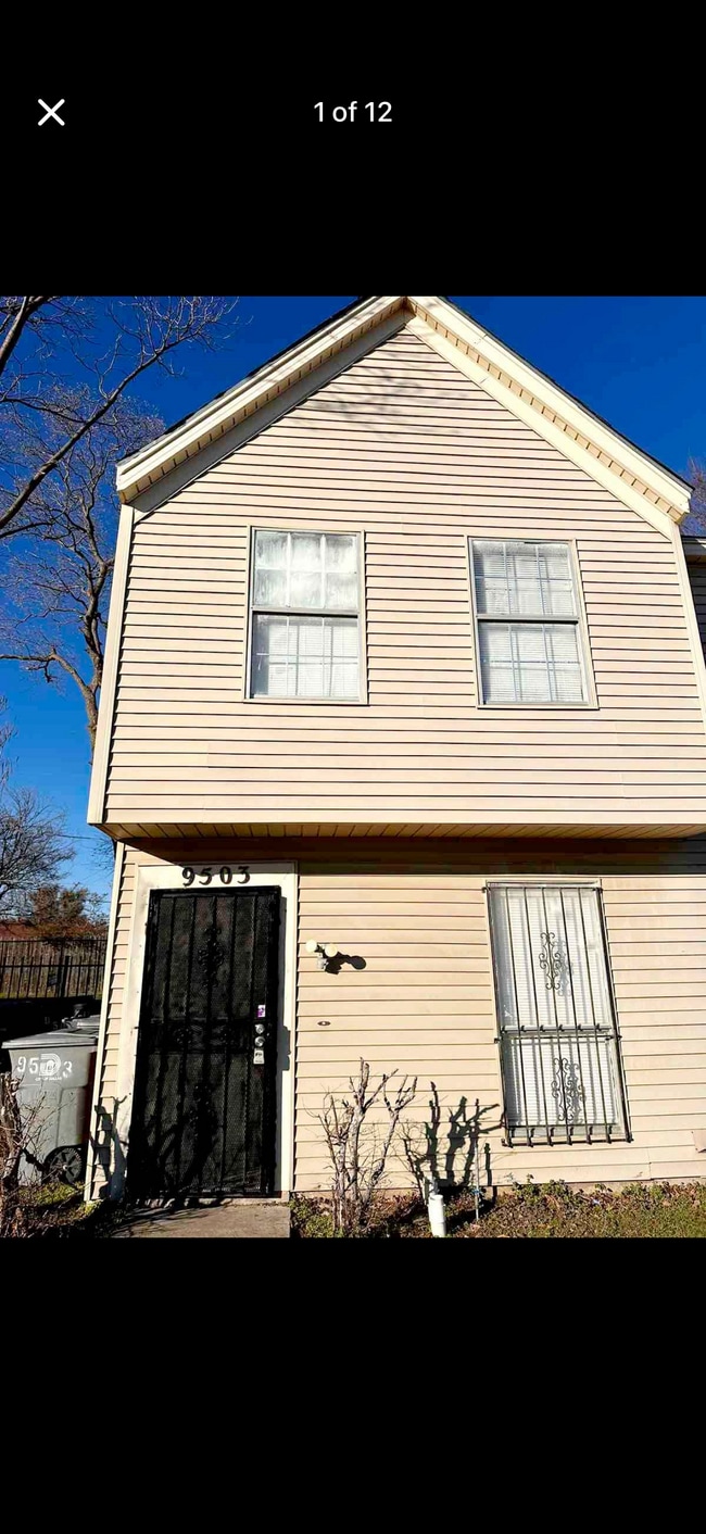 property at 9503 Olde Towne Row