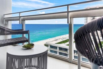 6801 Collins Ave, Unit 1206 in Miami Beach, FL - Foto de edificio - Building Photo