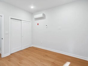 4147 W Girard Ave, Unit 1 in Philadelphia, PA - Building Photo - Building Photo