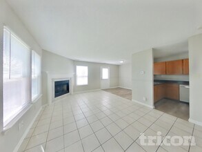 473 Overland Dr in Greenwood, IN - Foto de edificio - Building Photo