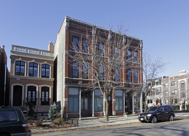 2954-2956 N Racine Ave in Chicago, IL - Foto de edificio - Building Photo