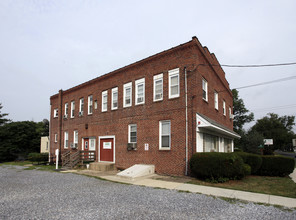 601 Chapel Ave W in Cherry Hill, NJ - Building Photo - Building Photo