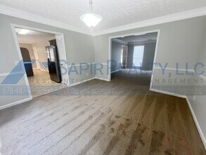11795 Plantation Pkwy in Fayetteville, GA - Foto de edificio - Building Photo
