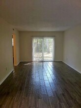106 E Rhodes Dr in New Smyrna Beach, FL - Building Photo - Building Photo