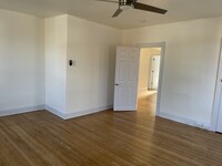 1108 Pennsylvania Ave, Unit LG 2 bedroom 2nd floor in Prospect Park, PA - Foto de edificio - Building Photo