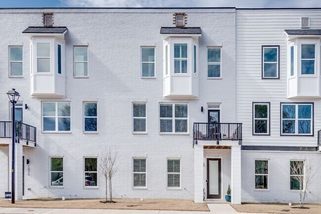 property at 1072 Travis Trce