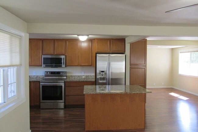 1714 S 14th St in Mount Vernon, WA - Building Photo - Building Photo