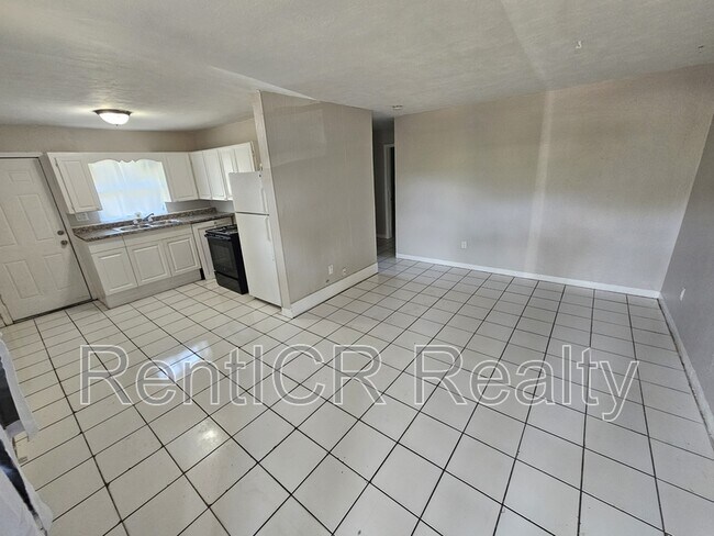 1737 Overbrook Ave in Clearwater, FL - Building Photo - Building Photo