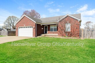 6400 Sky Blue Ave in Louisville, KY - Building Photo - Building Photo